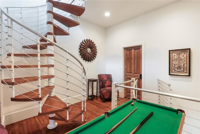 playroom featuring billiards, wood finished floors, and recessed lighting