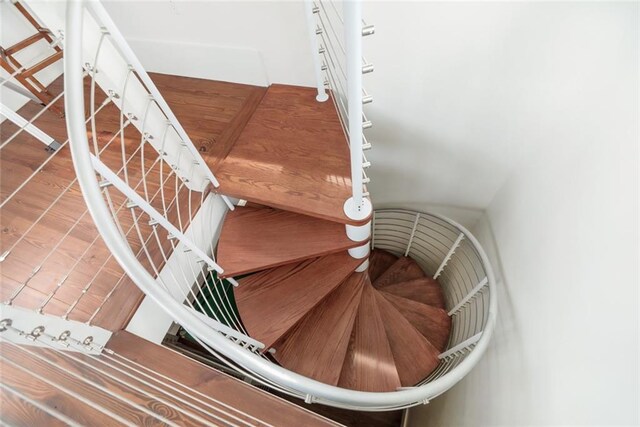 115 Holly St, Mandeville, LA 70448 - view of stairway