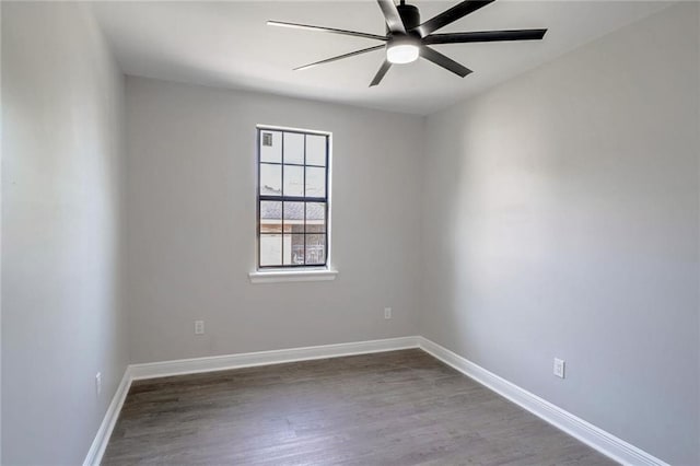 unfurnished room with light wood-type flooring and ceiling fan