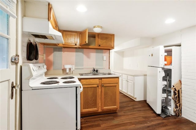 kitchen with sink, dark wood-type flooring, ventilation hood, white electric range, and decorative backsplash