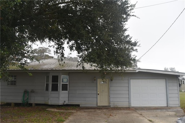 ranch-style house with a garage