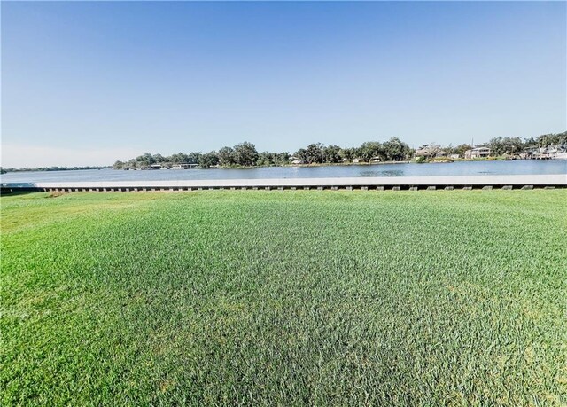 view of yard with a water view