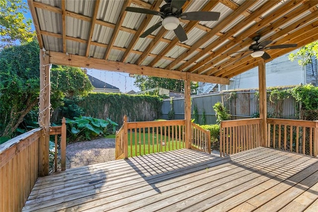 deck with ceiling fan