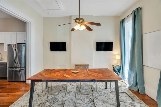 office area featuring ceiling fan and hardwood / wood-style floors