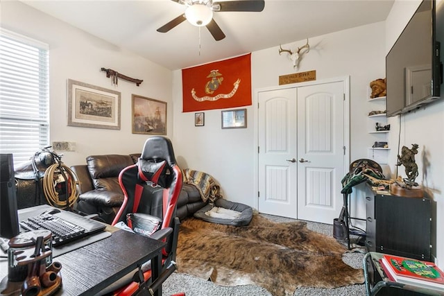 office area featuring ceiling fan