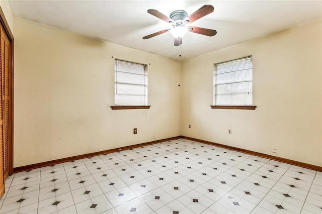 empty room with ceiling fan