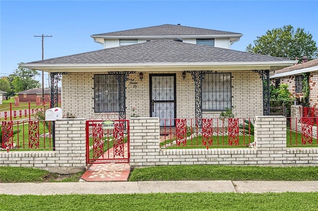 view of front facade with covered porch