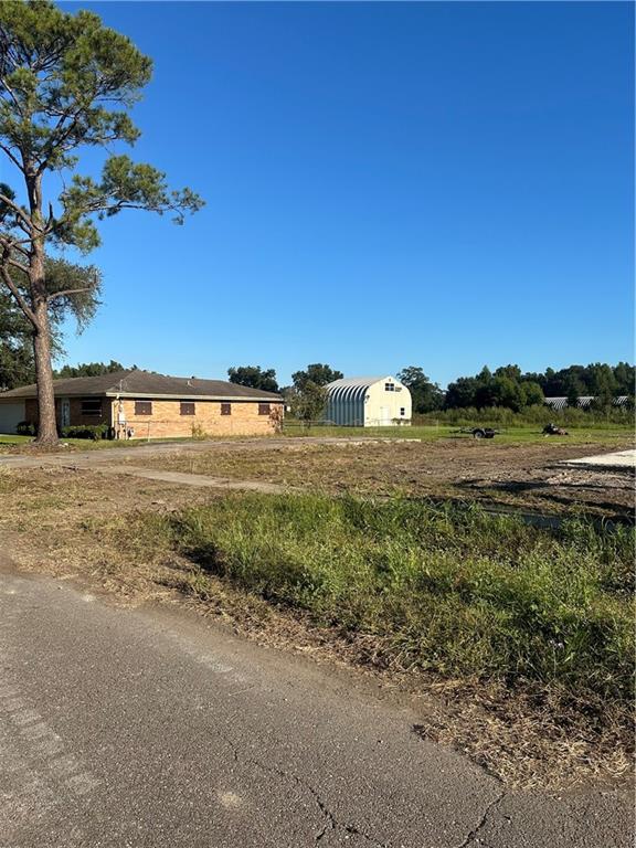196 Bazile Dr, Braithwaite, LA 70040 - photo 3