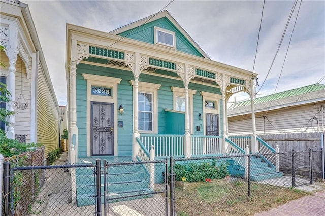 view of front of house featuring covered porch