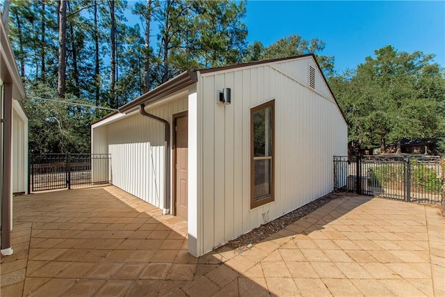 64 Fairway View Dr Unit 1, Hammond, LA 70401 - view of outbuilding with fence