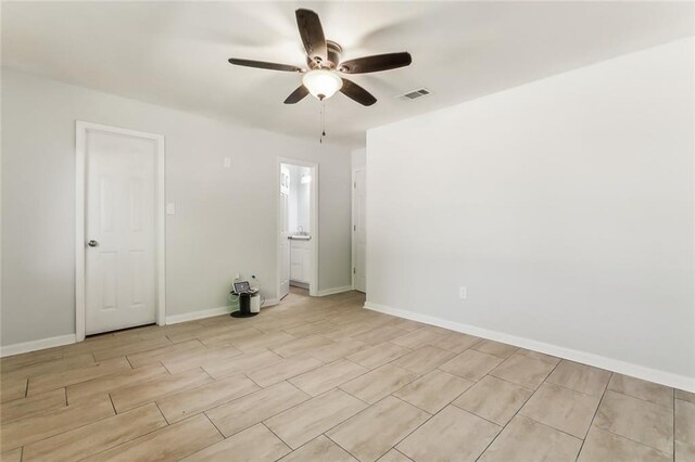 unfurnished bedroom with ceiling fan