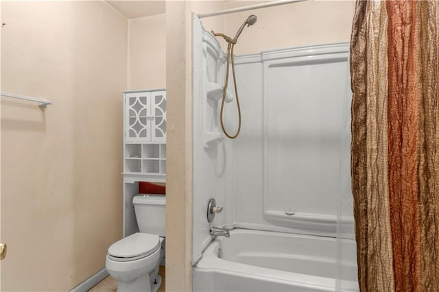 bathroom with toilet and shower / bathtub combination with curtain