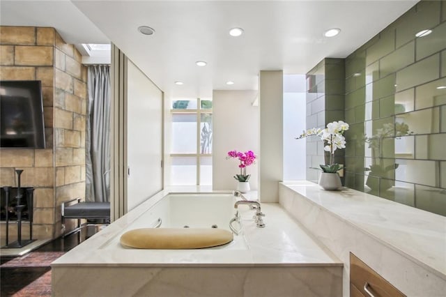 620 Decatur St Unit Phb3, New Orleans, LA 70130 - full bathroom with recessed lighting and a jetted tub