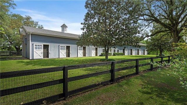 exterior space with a yard