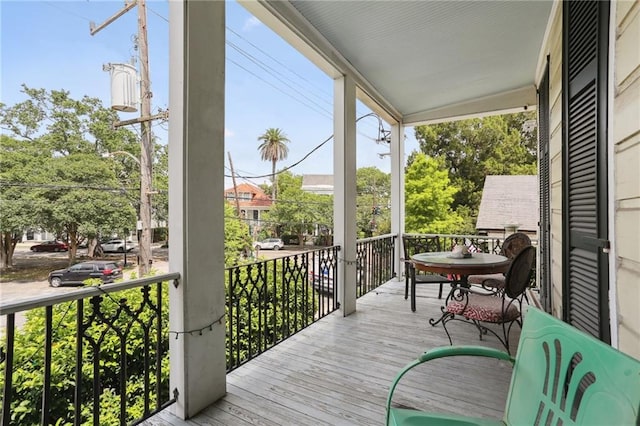 1214 Felicity St, New Orleans, LA 70130 - view of deck