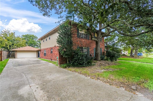 exterior space featuring a front lawn