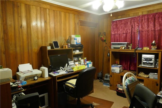 office with ornamental molding