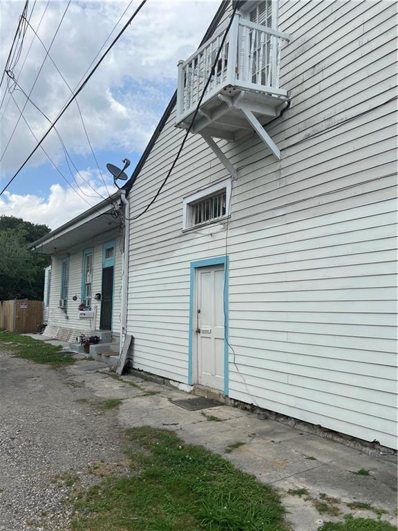 3827 Constance St, New Orleans, LA 70115 - photo 4