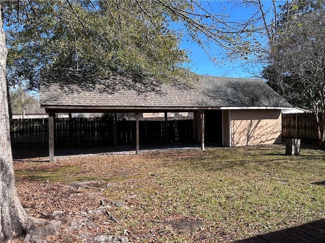 exterior space featuring a yard