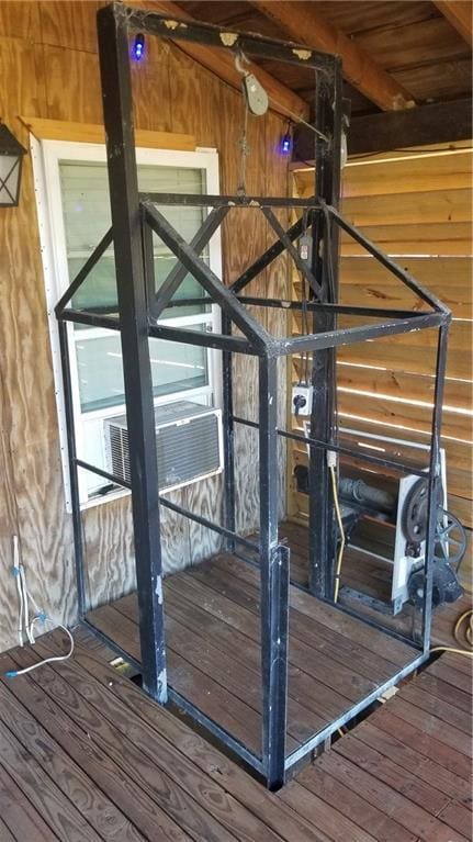 20442 Johnson Dr, Springfield, LA 70462 - view of unfinished attic