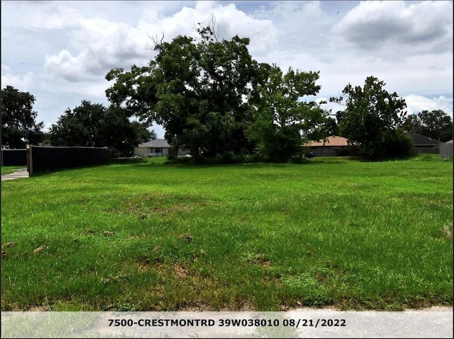 Listing photo 2 for 7500 Crestmont Rd, New Orleans LA 70126