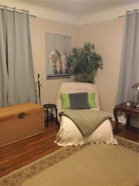 living area featuring hardwood / wood-style flooring