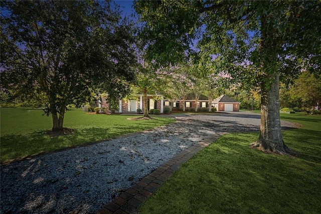 view of front facade with a front yard