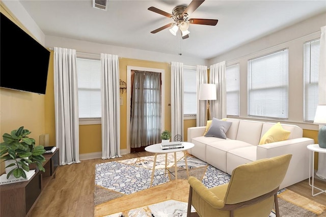 253 Central Ave, Reserve, LA 70084 - living area with a ceiling fan and wood finished floors