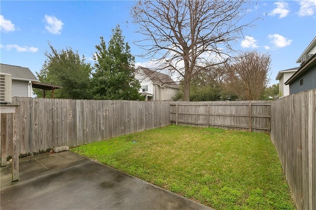 view of yard with a patio