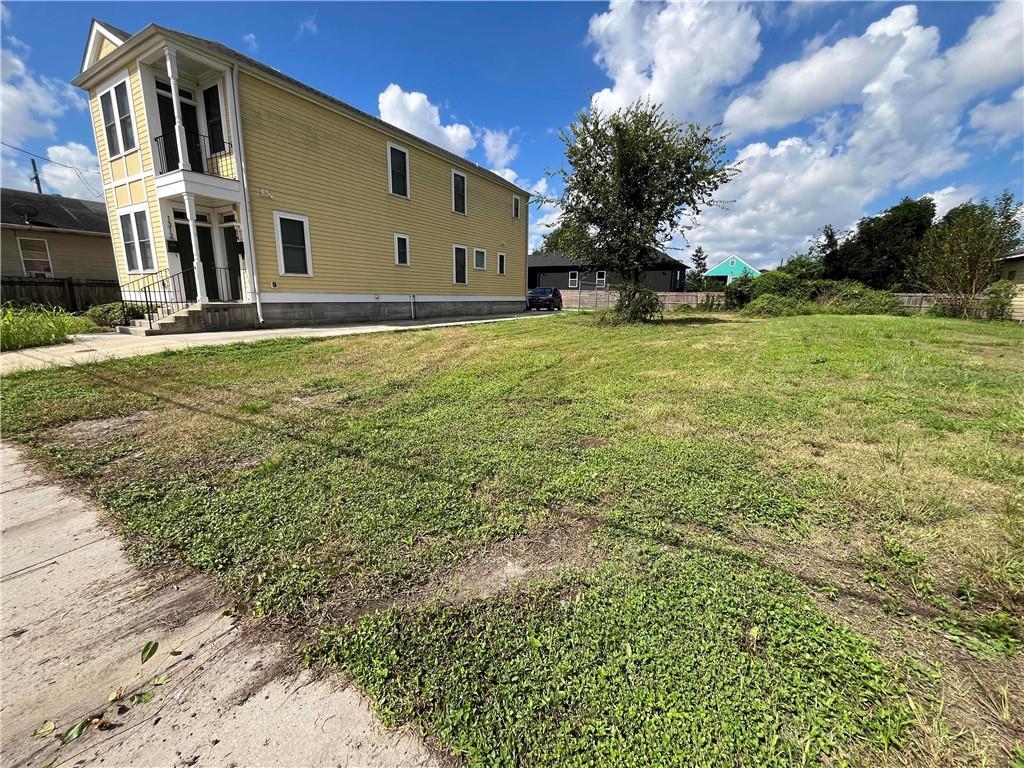 1316 Gordon St, New Orleans, LA 70117