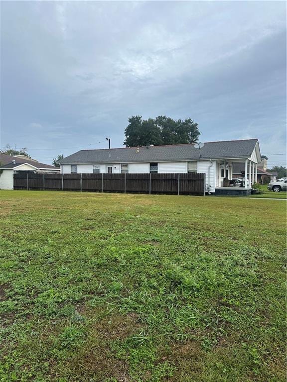 313 W Genie St, Chalmette, LA 70043
