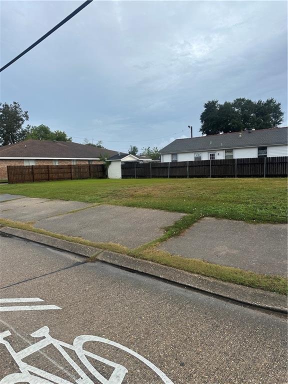 Listing photo 3 for 313 W Genie St, Chalmette LA 70043