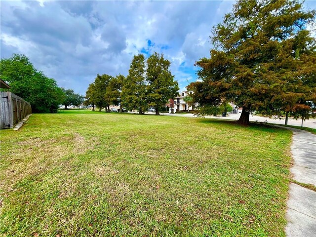 24 N Queens Ct, Chalmette LA, 70043 land for sale