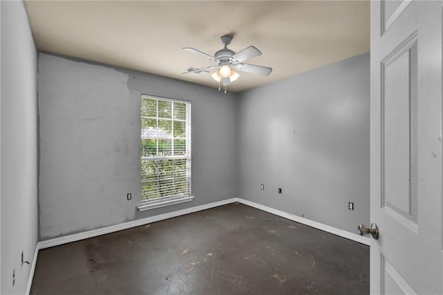 unfurnished room with ceiling fan