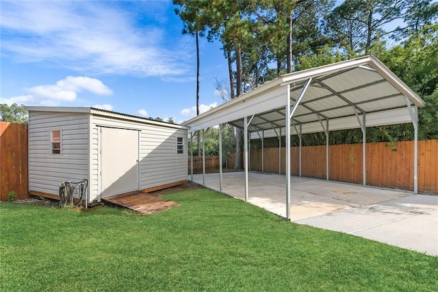 view of car parking featuring a carport and a yard