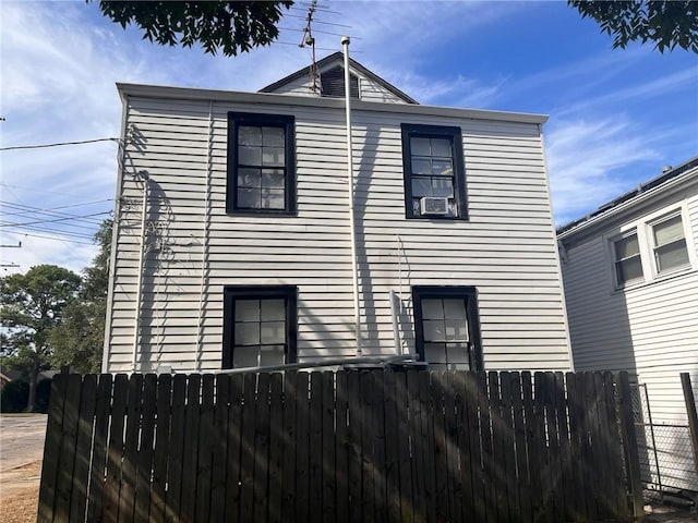 3633 Franklin Ave, New Orleans, LA 70122 - view of side of home