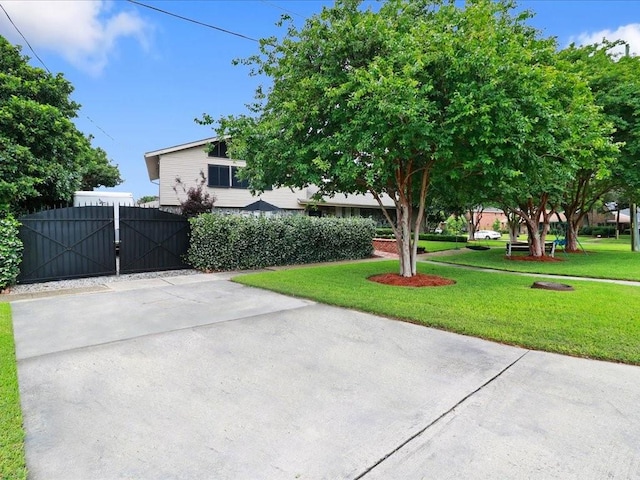 exterior space featuring a front lawn