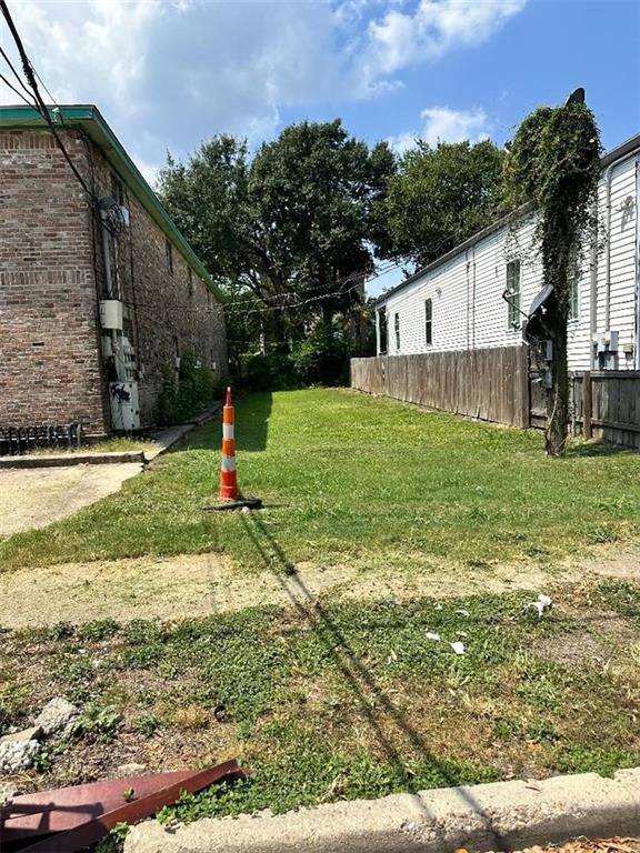 2614 Josephine St, New Orleans LA, 70113 land for sale