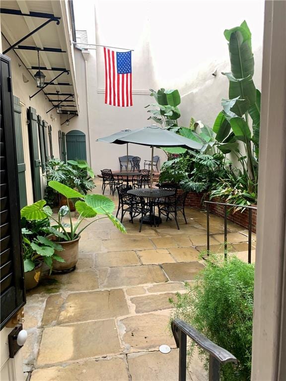 balcony featuring a patio