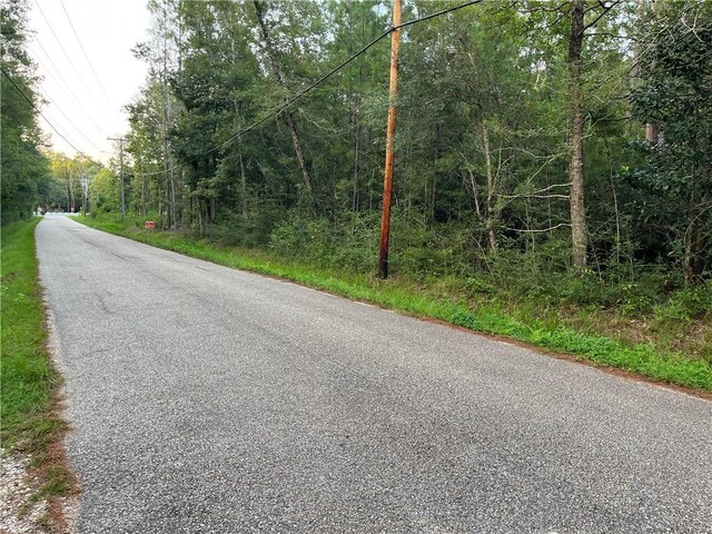 N Mill Rd, Lacombe, LA 70445