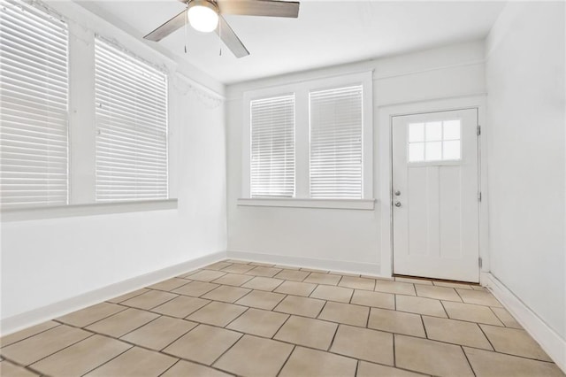 foyer with ceiling fan