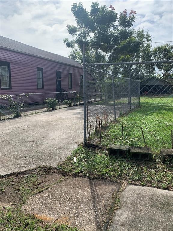 5426 Burgundy St, New Orleans LA, 70117 land for sale