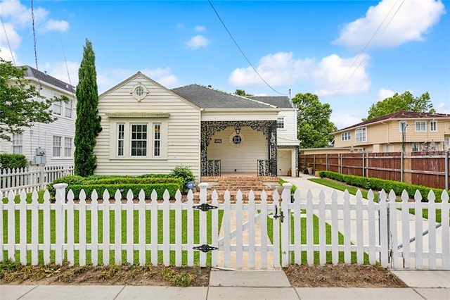 view of front of property