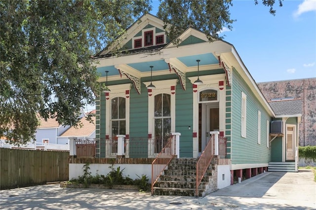 view of front of house with a porch