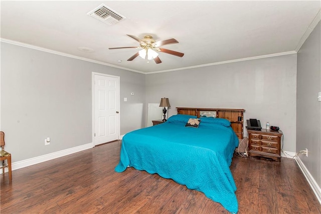 bedroom with wood finished floors, baseboards, crown molding, and ceiling fan