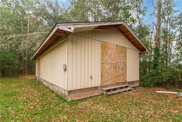 view of outdoor structure