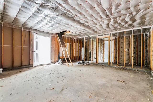 miscellaneous room with water heater