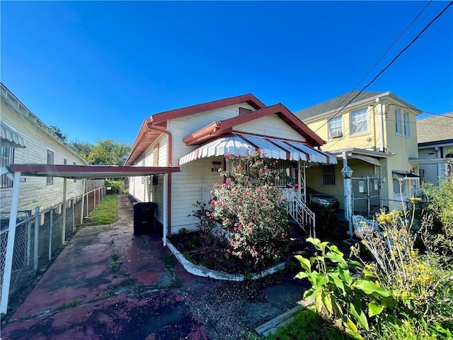 view of front of property