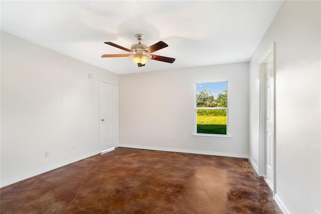 unfurnished room featuring ceiling fan