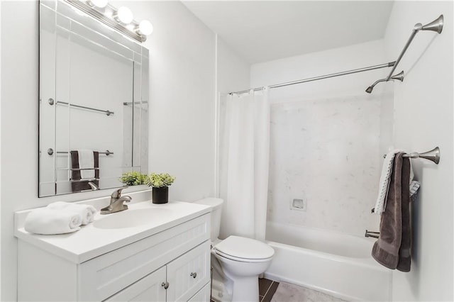 full bathroom with tile patterned floors, vanity, toilet, and shower / bath combo